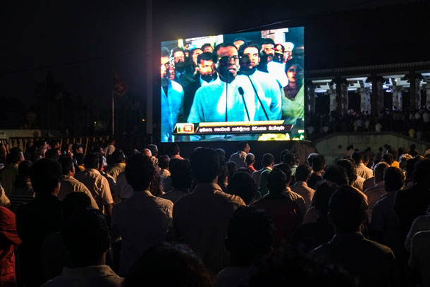 Screen At Maithripala Sirisena's Inauguration, Flickr by Indi Samarajiva
